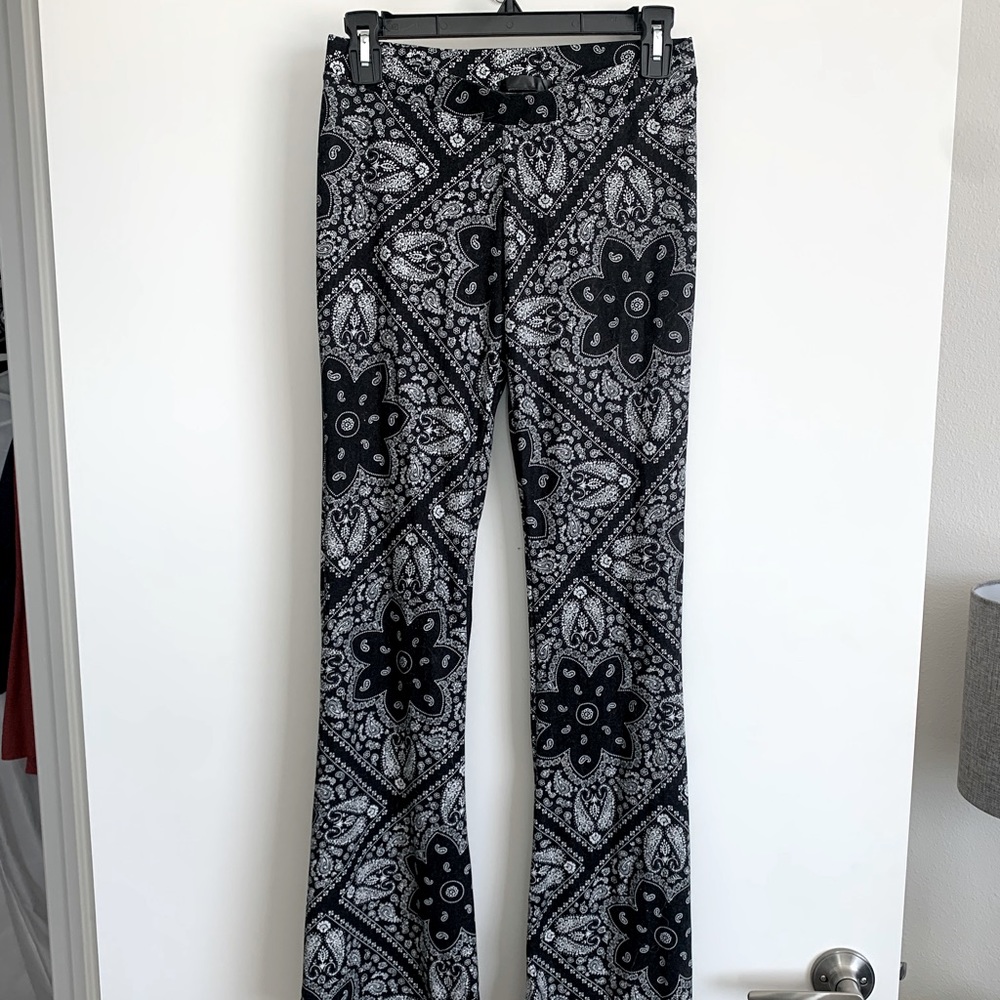 Like new pattern pants